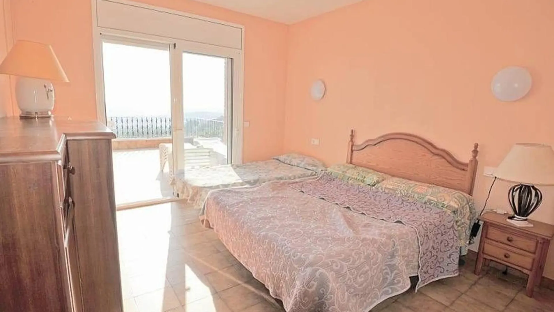 Ferienhaus Fluvia Fuer 17 Personen In Lloret De Mar Spain